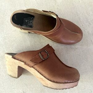 Cognac brown caramel tall buckle Clog  - AQUARIUS SEASON SALE